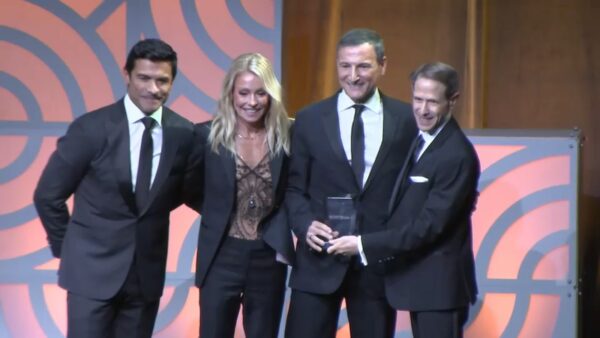 Live! with Kelly and Mark’s Michael Gelman honored at Broadcasting and Cable Hall of Fame Awards dinner in NYC