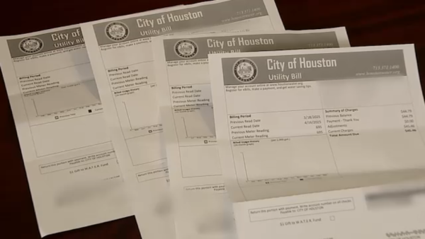 Oak Forest couple says city wants 9 years of unpaid water bills despite paying them