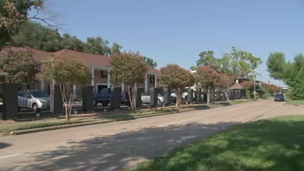 Houston police asking for help solving crime at ‘nuisance’ against The Life at Jackson Square apartment complex in Meyerland