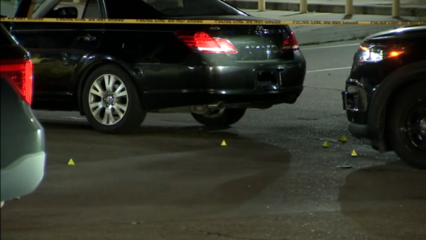 Houston police officer conducting traffic stop opens fire on man shooting at group of people near Harwin in Sharpstown area: HPD