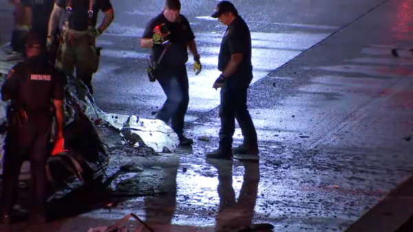 I-10 Katy Freeway eastbound main lanes at Taylor Street reopened after fiery crash killed 2 near downtown, Houston police say