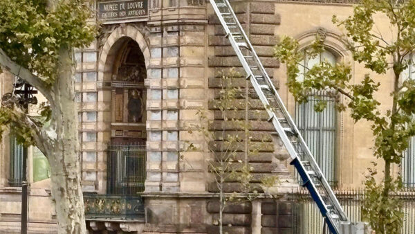 Thieves steal several pieces of French Crown Jewels collection inside the infamous Louvre in Paris, France