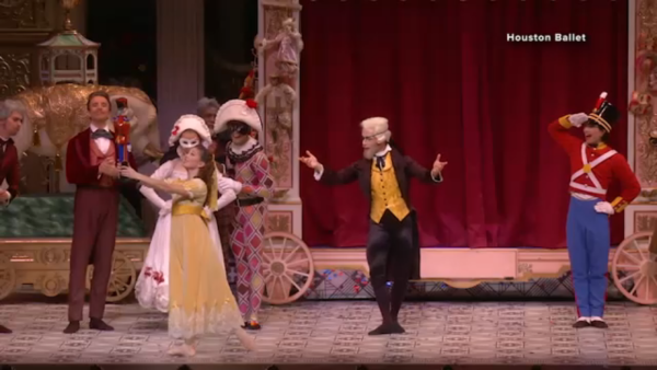 Houston Ballet brings sensory-friendly performance with production of ‘The Nutcracker’ to The Wortham Center