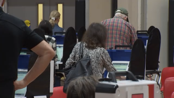 What Texans need to know about Prop 16, the constitutional amendment on citizenship and voting