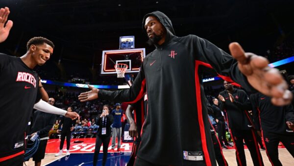 Kevin Durant and Houston Rockets agree on extension worth $90 million over two-year contract, his agent says