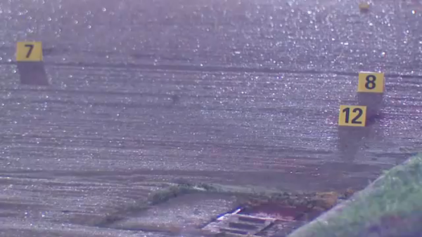 Fight between neighbors ends in gunfire; 2 shot and another hurt along Dodiewood Lane, Harris County Sheriff’s Office says