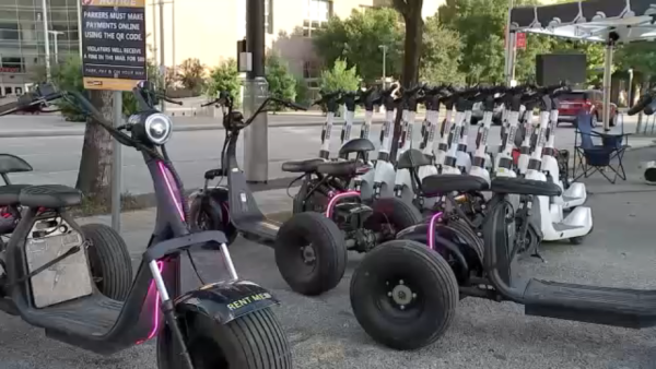 Business owners claim City of Houston’s scooter curfew is taking a toll on their bottom line