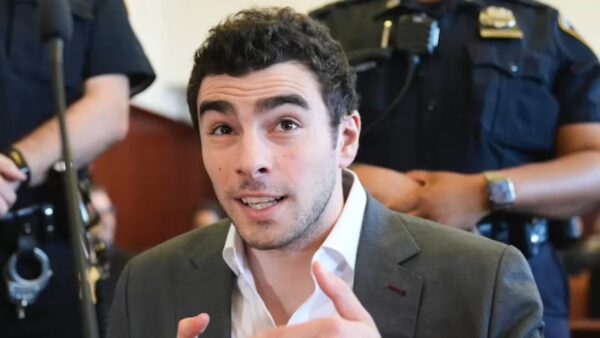 Luigi Mangione pretrial hearings: Crumpled paper with apparent to-do list among items found on suspect: Officer