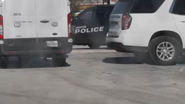 Family of man found dead at abandoned building in southwest Houston pleads for justice